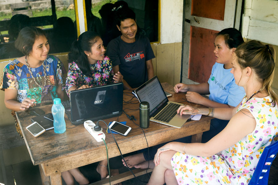IEF operations manager working closely with the Suku Mentawai research team